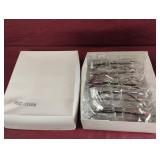 2.50 reading glasses. 24 pairs