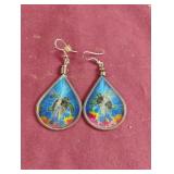 Silk thread turtle earrings