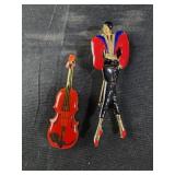 Vintage brooch pins