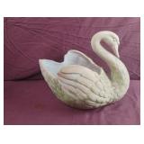 Swan planter 13 x 10