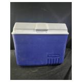 Rubbermaid blue ice cooler
