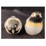 Bird salt and pepper set. Has chips