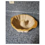 Pampered Chef Stoneware Fluted Pan,