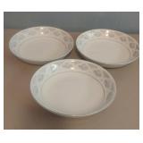 Fine China-China Classic bowls. Set of 3. 7.5 x