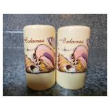 Bahamas souvenir salt and pepper shakers has chip