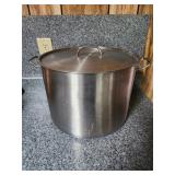 Extra Large stock pot 11" tall 15" diameter