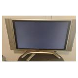 Sharp Aquos HDTV TV with remote. Works. 40"