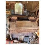Vintage organ and dresser unsure of condition