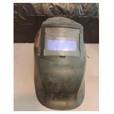 Metal Man auto darkening welding helmet