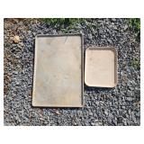 Metal tray and plastic tray