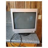 Compaq 7550 CRT monitor vintage computer monitor
