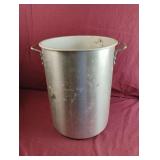 Aluminum pot