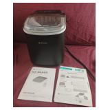 Ecozy ice maker. Powers on