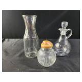 vintage Hazel Atlas salt shaker clear ribbed,