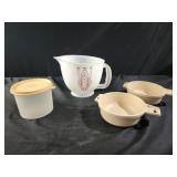 Tupperware container. Littonware small microwave