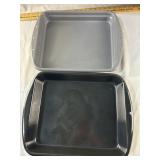 2 Baking Pans