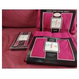 Queen sheet set. Wine color. New