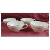 Keysons Fine China Golden Fantasy set of 4 mugs