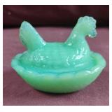 Vintage jadeite hen on nest