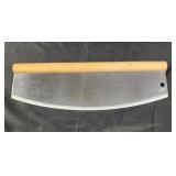 Rocking pizza cutter