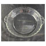 Pyrex glass pie dish