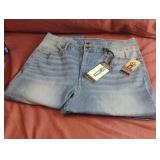 Sofia Jeans-Amaya size 18