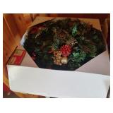 Floral wreaths, decor and more......