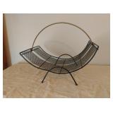 Metal newspaper-magazine rack 17 x 13.5 x 12