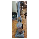 Wind tunnel vacuum  powers on but does Not suck