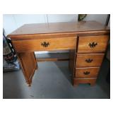 38x31x18 student desk
