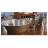 Bromwells flour sifter and bundt cake pan