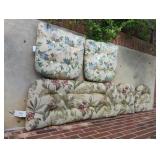 Outdoor cushions. 1 bench cushion and 4 seat