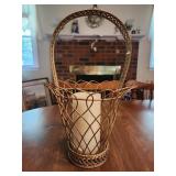15" goldtone metal basket with candle
