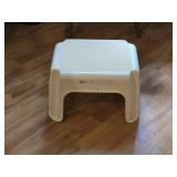 Plastic Step Stool
