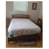 Vintage wood headboard and footboard bed 56 x 80.