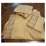 Full size sheet set, gold color