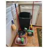 Trash can, broom and dustpan, full cascade,