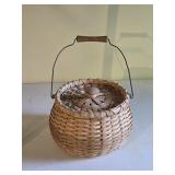 Farmhouse Wicker Basket 6"tall 9" wide