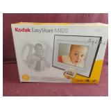 Kodak EasyShare M820 8" digital frame