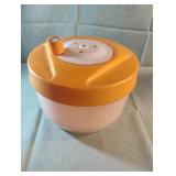 Salad spinner