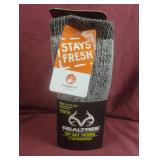 Realtree dry knit thermal socks. 2 pairs. Size
