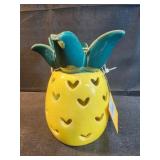 Solar lighted ceramic pineapple summer lantern