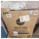 Regalo safety gate top of stair