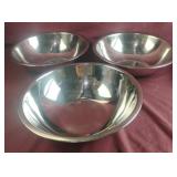 Stainless steel mixing bowls. Set of 3. 11 x 3