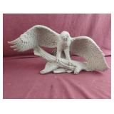 Cast stone eagle statue 17 x 8.5