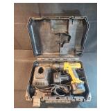DeWalt DC750 cordless compact drill/driver kit.