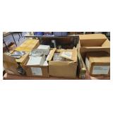 BIG TABLE LOT Reading glasses,not full cases,