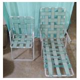 Vintage metal childrens yard chairs
