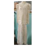 Southern Bride ivory wedding dress and veil. Size
