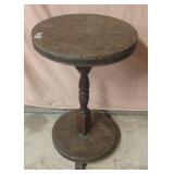 Vintage round wood side table 16 x 27